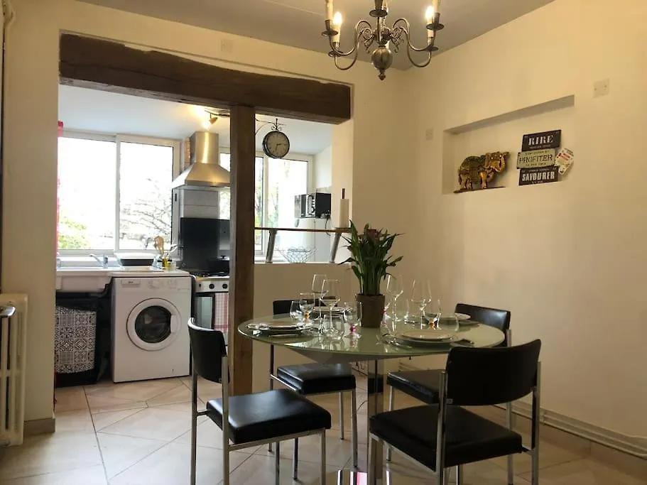 Le Black & White F 2 De 55 M 2 location